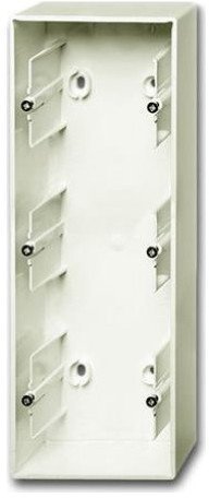 Коробка для открытого монтажа, 3 поста, серия future, цвет слоновая кость, 2CKA001799A0916 в Гатчине